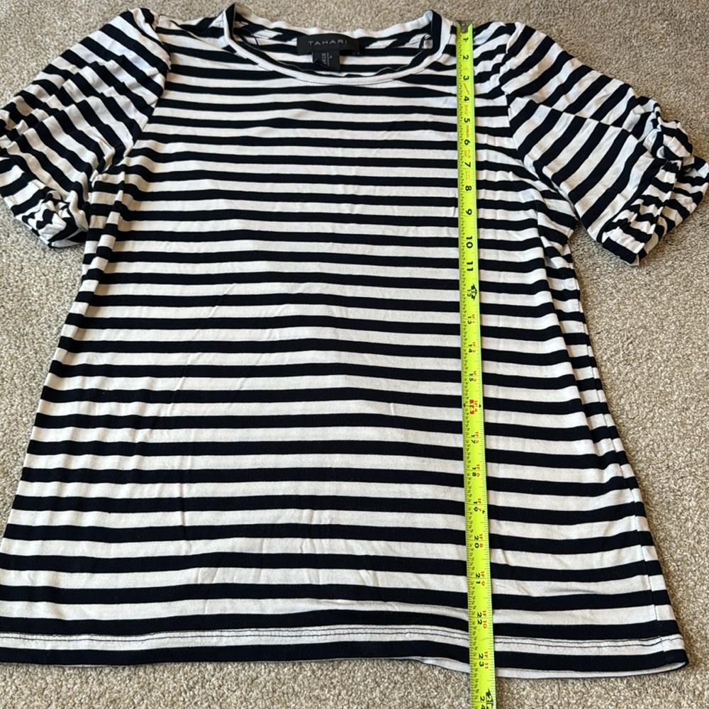 Tahari  Classic Navy Blue and White Striped Short Sleeve Top Women's Size Small - Picture 4 of 8